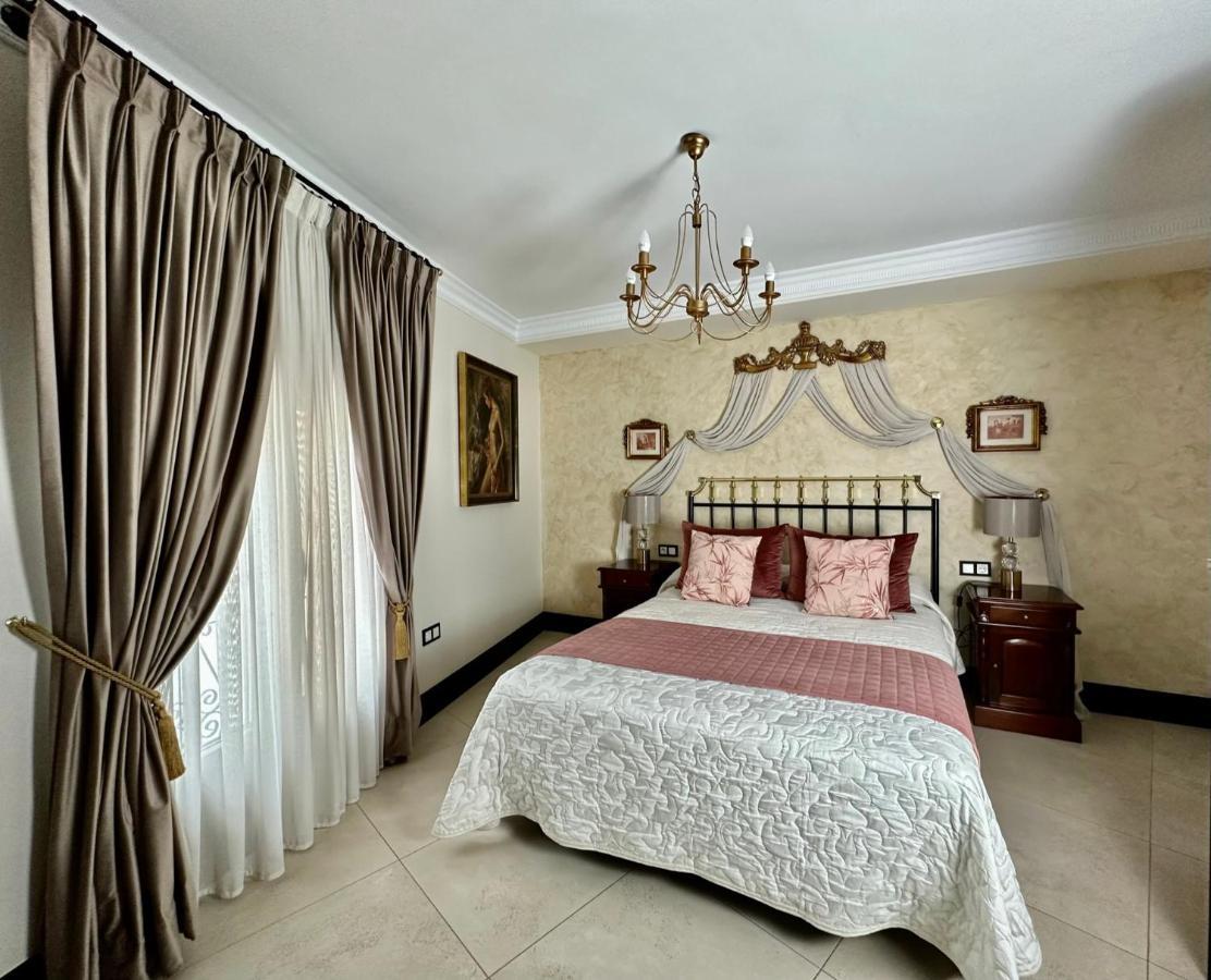 Hotel Boutique Casa Veracruz Estepona Esterno foto
