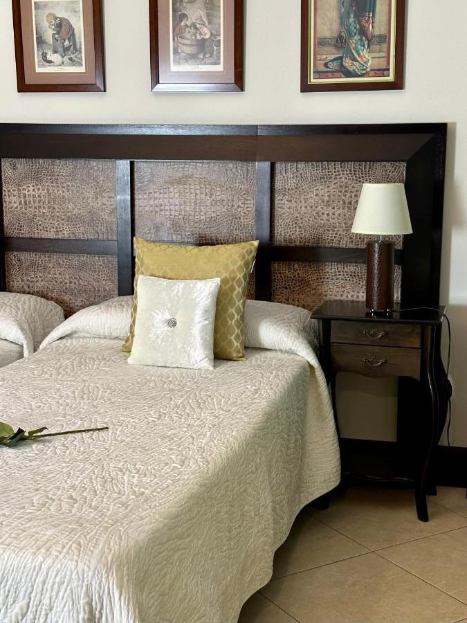 Hotel Boutique Casa Veracruz Estepona Esterno foto