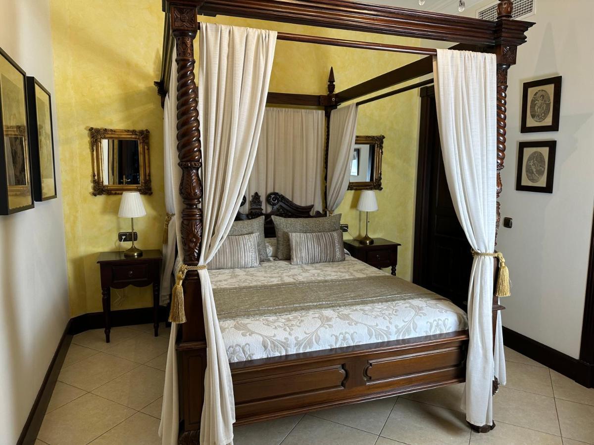 Hotel Boutique Casa Veracruz Estepona Esterno foto